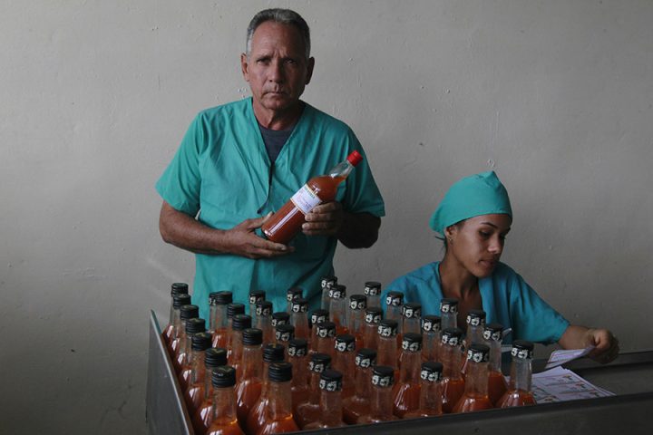 José Joaquín Díaz Rivera, administrador de la mipyme Los Cuki, especializada en el procesamiento de frutas y vegetales, en el municipio Consolación del Sur